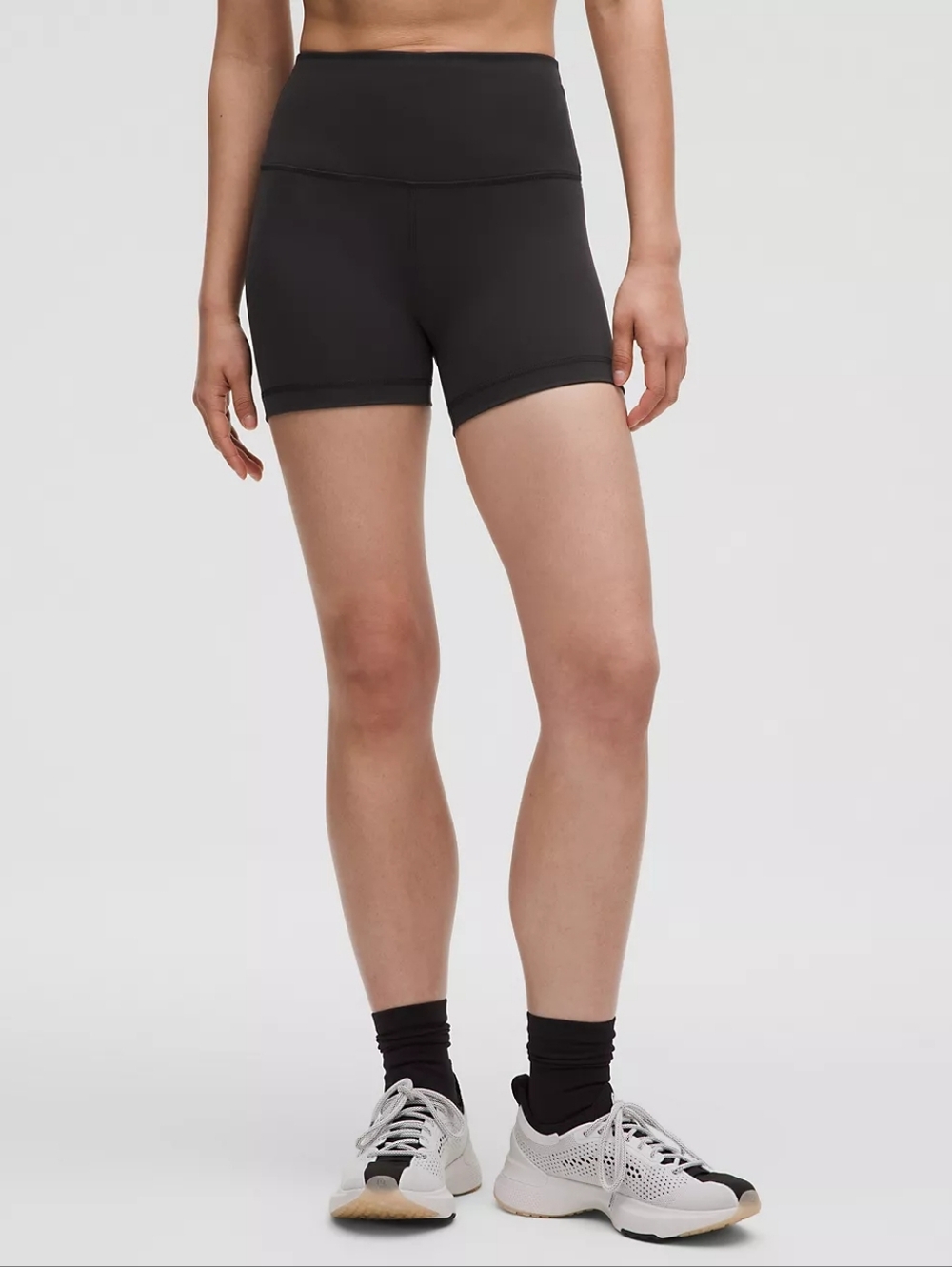 Lululemon Wunder Train High-Rise Short 4" Black Size 6 NWT
